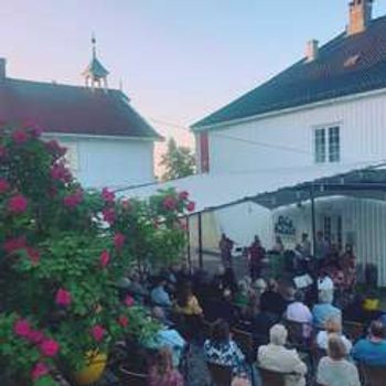 Sommerkveld i Åsgårdstrand