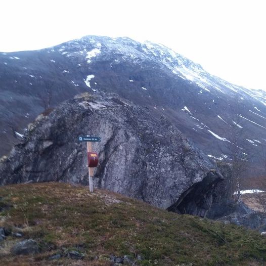 Nordmannvikdalen ved Kirkesteinen