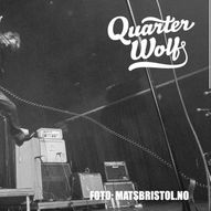 Quarter Wolf//Ålen Bar 