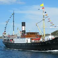 Fredag 21. juni 2024: Musikkcruise med dampskipet «Stord I» på Byfjorden med toradargruppa «Småradarane» frå Osterøy. Avgang Holbergskaien kl. 19.00, tilbake til kai ca. kl. 22.00.