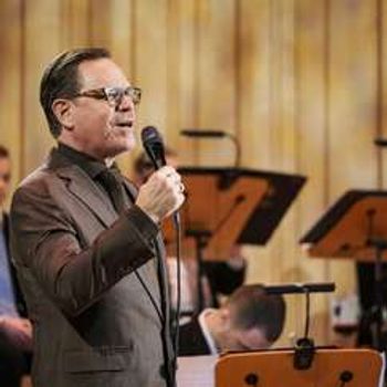 Kurt Elling with the Scottish National Jazz Orchestra: Steppin’ Out!