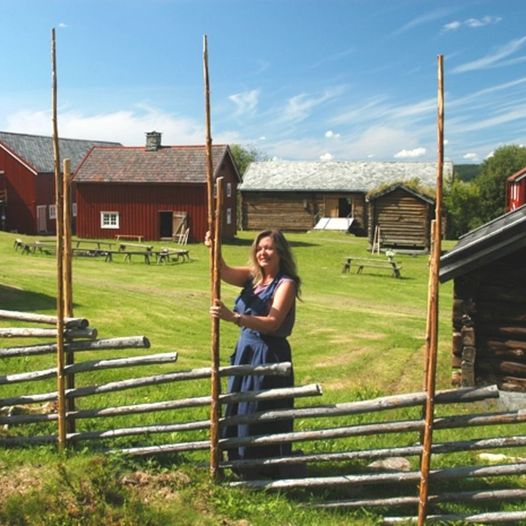 Eggeskogen med Østbyfossen