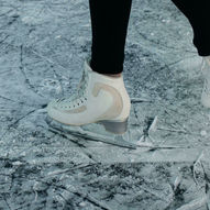 Hot Ice Show XS