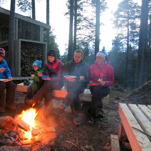 Gapahuken på Høgåsen, Vereide i Gloppen Kommune