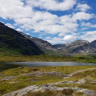 Til Heggmovatnet fra Valnesfjord, via Drogvatnet og Storbakken 