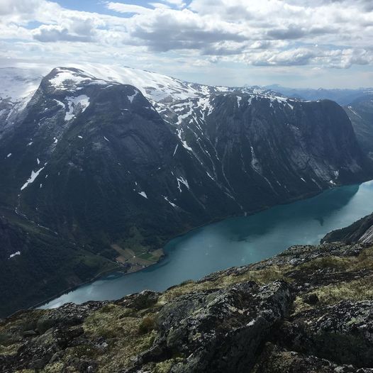 Rambjørgebotnen, Bjørgjaryggen , (Bjørga) og Høgerindnipa 