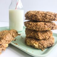 Frokostcookies med eple og kanel