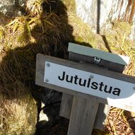 Jutulstua, Hitra