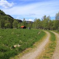 Rundtur fra Heddan gard til Valefjell