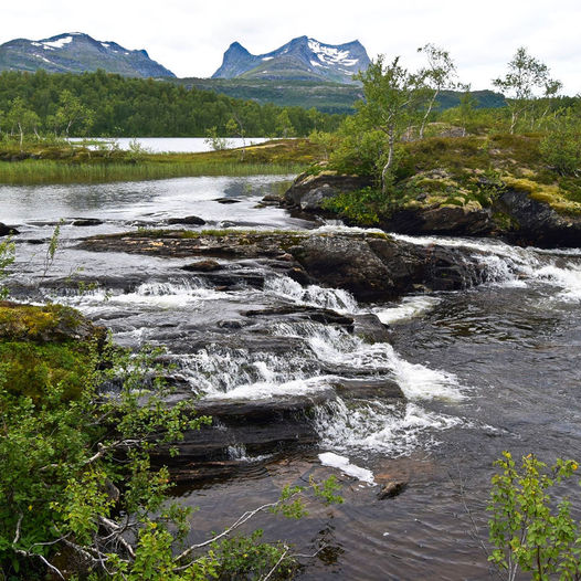 Hømmervatnet i Øvre Valnesfjord