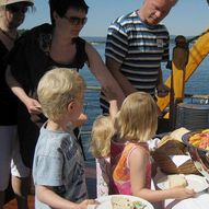 Tretimers norsk kveldscruise i en trebåt på Oslofjorden