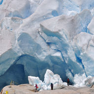 Iskatedralen under Nigardsbreen