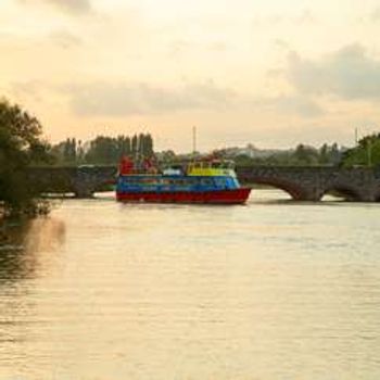 Countess Wear Evening Cruise