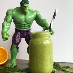 Grønn smoothie for barn som vil bli like sterk som Hulken
