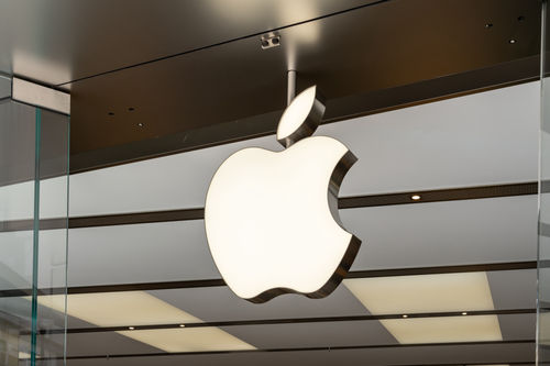 Nahaufnahme des Apple Store-Logos wird angezeigt. Salt Lake City, Utah, USA