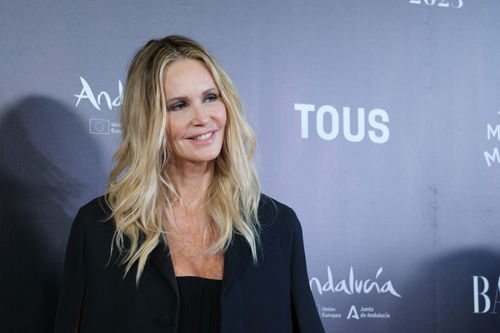 Elle Macpherson, 2023