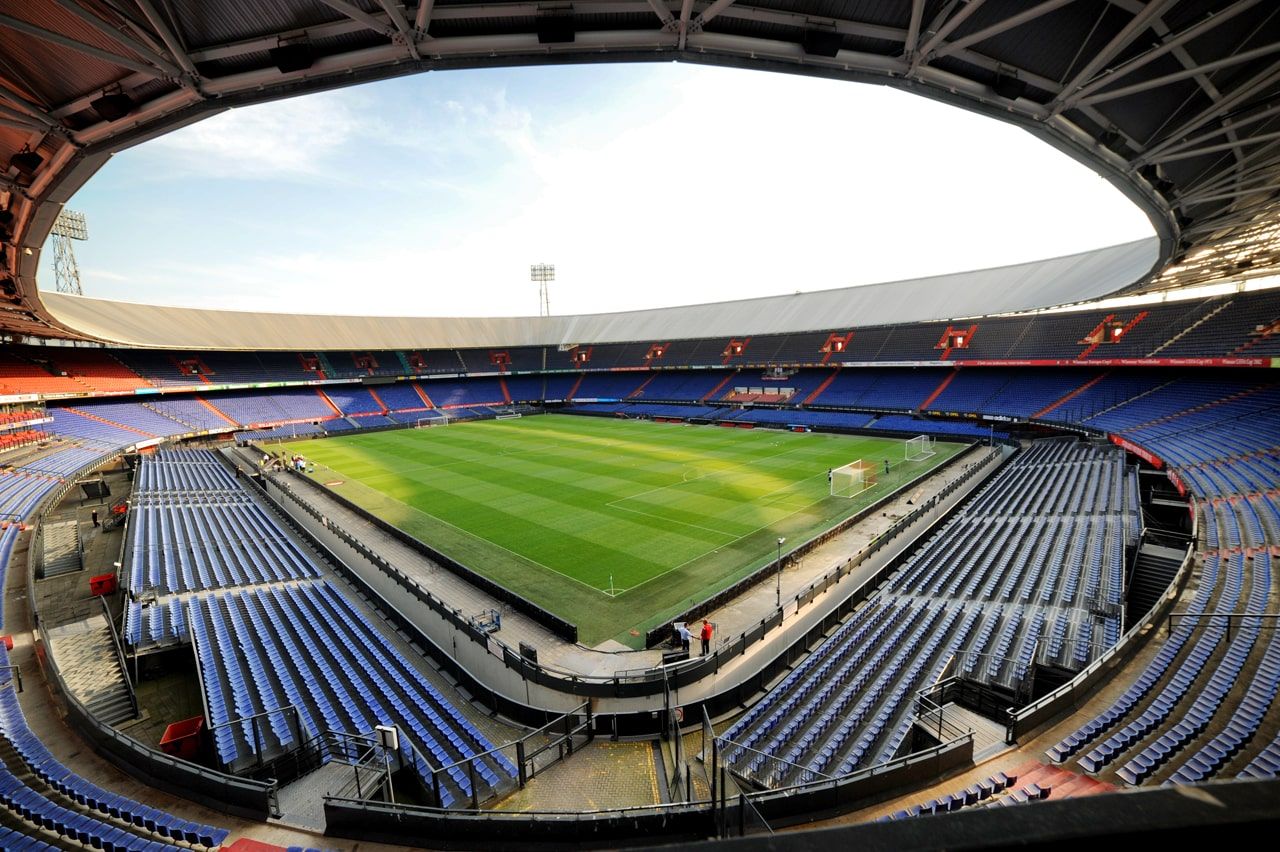De Kuip (Stadion Feyenoord)Blue background