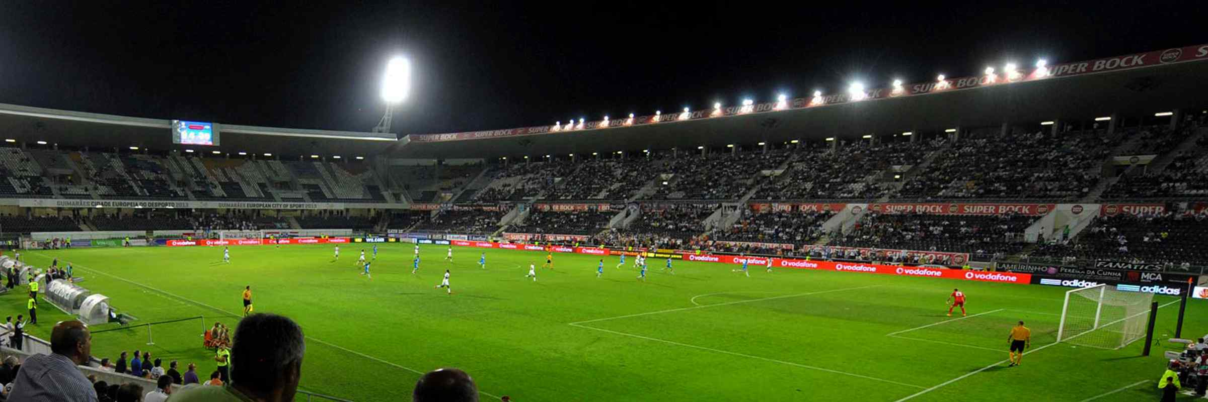 Estadio Dom Afonso HenriquesBlue background