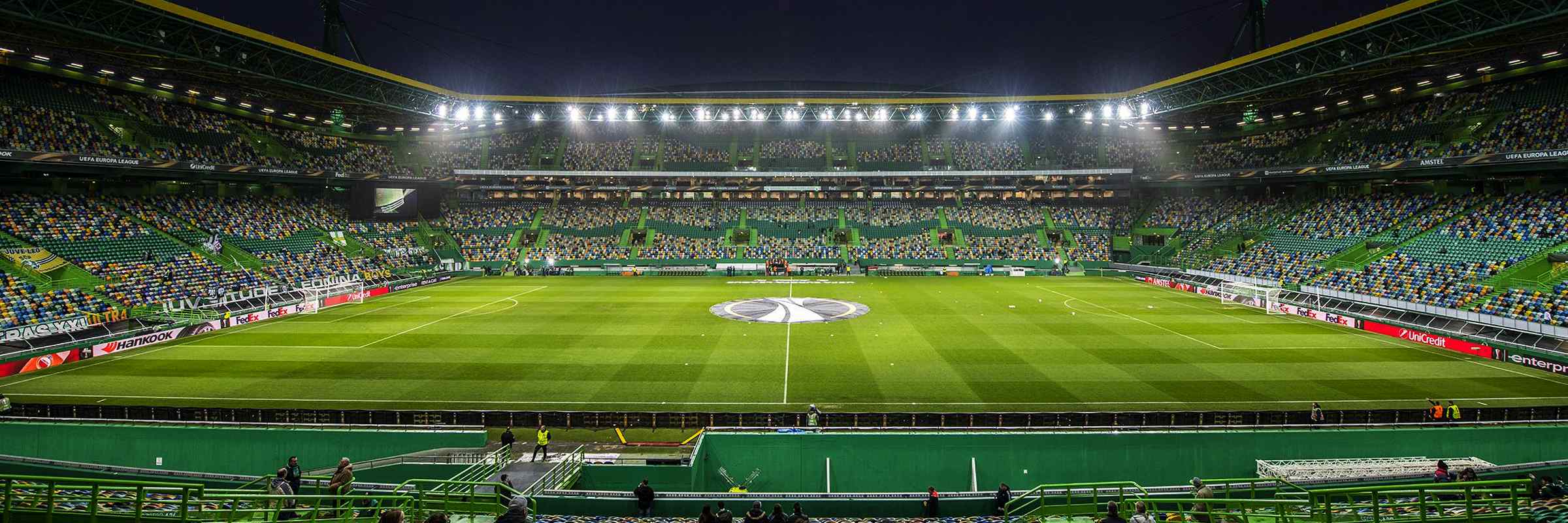 José Alvalade StadiumBlue background