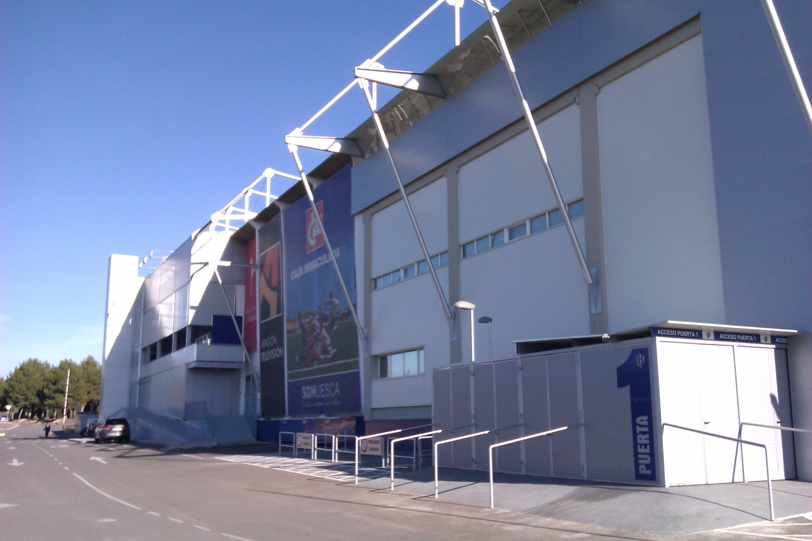 Estadio El AlcorazBlue background