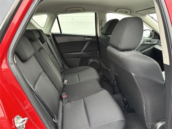 2013 Mazda Axela Enterprise Gisborne image 32805