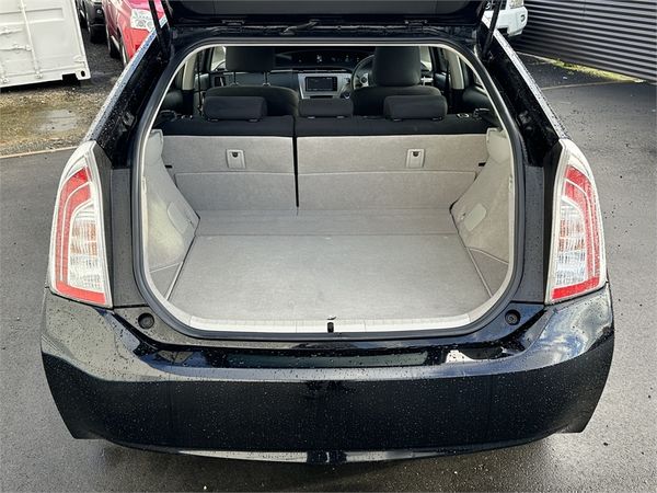 2014 Toyota Prius Enterprise Gisborne image 53304