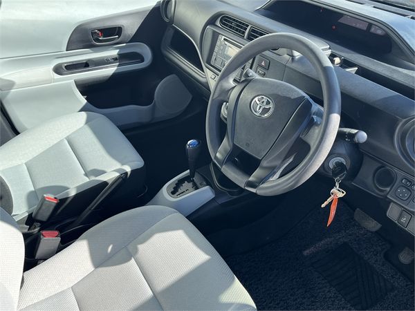 2015 Toyota Aqua Enterprise Gisborne image 152483