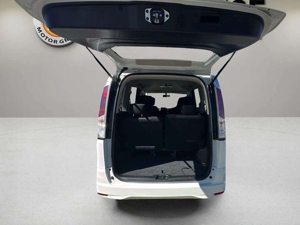 2012 Nissan Serena Enterprise Gisborne, 103 Roebuck Rd image 286309