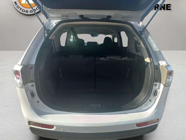 2013 Mitsubishi Outlander Enterprise Gisborne, 323 Gladstone Rd image 300512