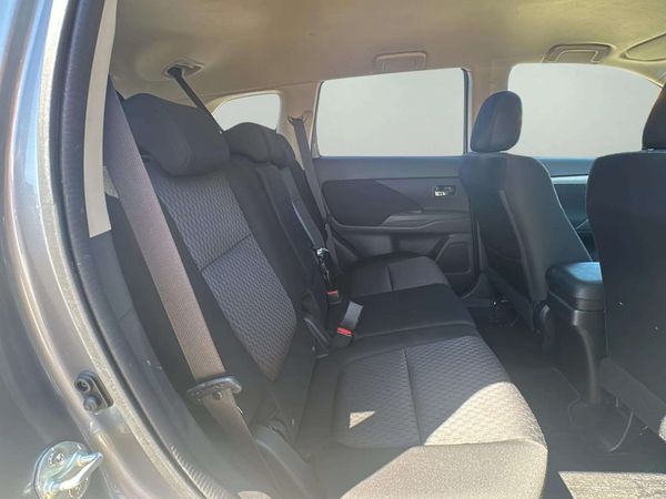 2014 Mitsubishi Outlander Enterprise Gisborne, 323 Gladstone Rd image 313678