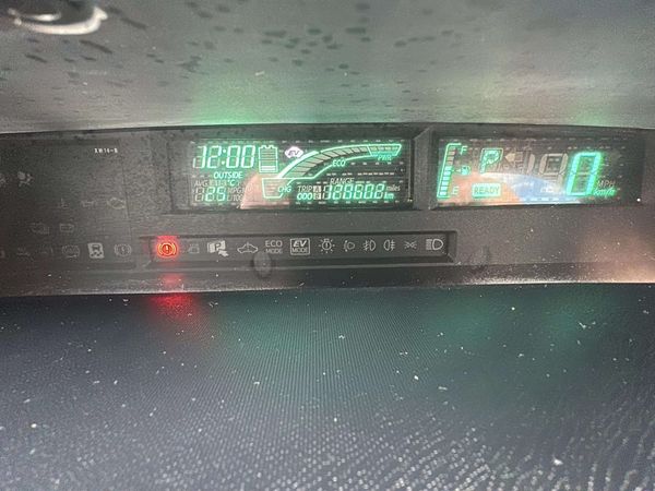 2012 Toyota Aqua Enterprise Gisborne, 323 Gladstone Rd image 318195