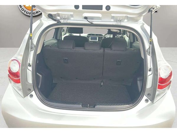 2012 Toyota Aqua Enterprise Gisborne, 323 Gladstone Rd image 318199