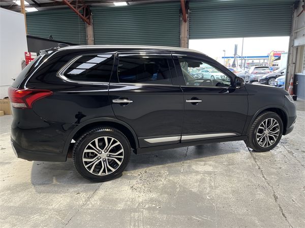 2018 Mitsubishi Outlander Enterprise Hamilton image 29298