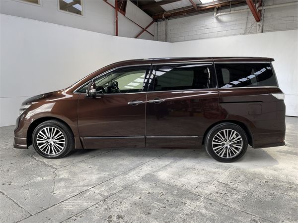 2019 Nissan Elgrand Enterprise Hamilton image 30637