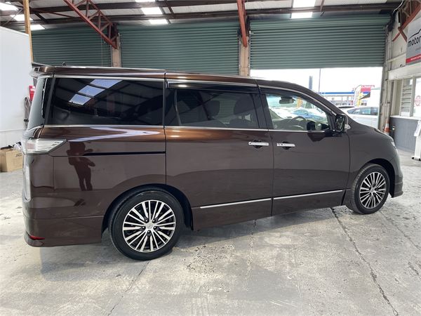 2019 Nissan Elgrand Enterprise Hamilton image 30634