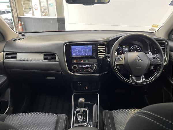 2017 Mitsubishi Outlander Enterprise Hamilton image 31348