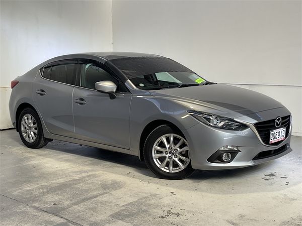 2014 Mazda Axela Enterprise Hamilton image 34725