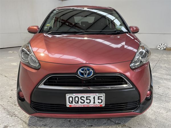 2015 Toyota Sienta Enterprise Hamilton image 53227