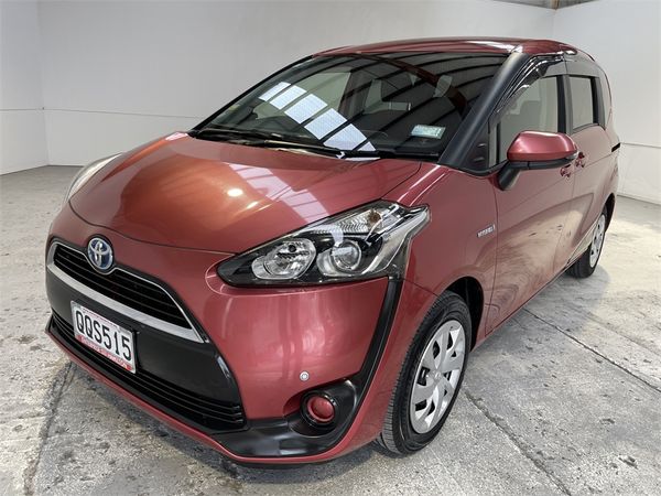 2015 Toyota Sienta Enterprise Hamilton image 53228