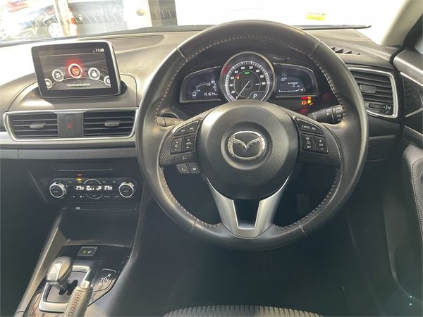 2015 Mazda Axela Enterprise Hamilton image 111359