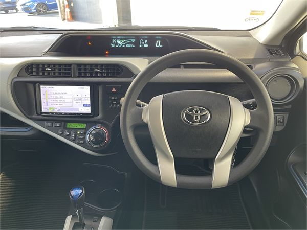 2014 Toyota Aqua Enterprise Hamilton image 112191