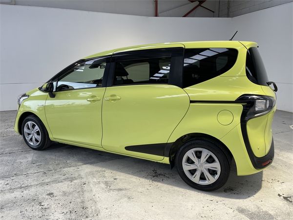 2019 Toyota Sienta Enterprise Hamilton image 115110