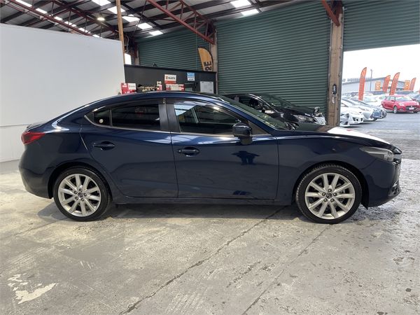 2016 Mazda Axela Enterprise Hamilton image 150777