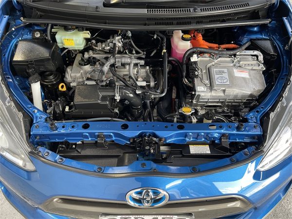 2015 Toyota Aqua Enterprise Hamilton image 159364