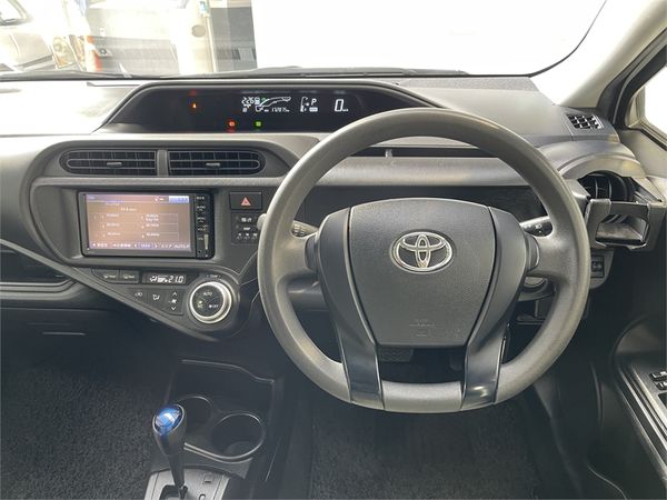 2015 Toyota Aqua Enterprise Hamilton image 157719