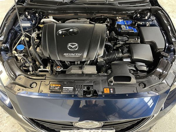 2015 Mazda Axela Enterprise Hamilton image 159343