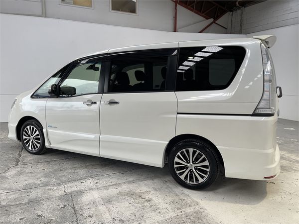 2015 Nissan Serena Enterprise Hamilton image 160426