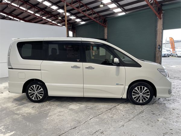 2015 Nissan Serena Enterprise Hamilton image 160431