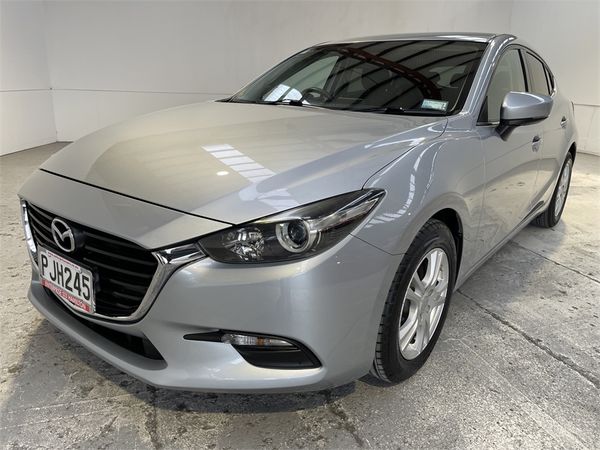 2017 Mazda Axela Enterprise Hamilton image 160154