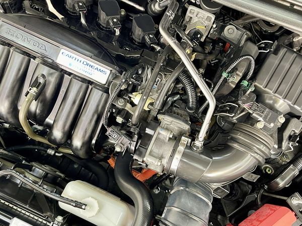 2015 Honda Grace Enterprise Hamilton, Te Rapa image 216886